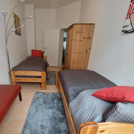 Schoene Zwei-Zimmer-Wohnung "W2" Mit 4 Einzelbetten Und Wlan In Zwenkau Bei Leipzig Im Neuseenland Εξωτερικό φωτογραφία