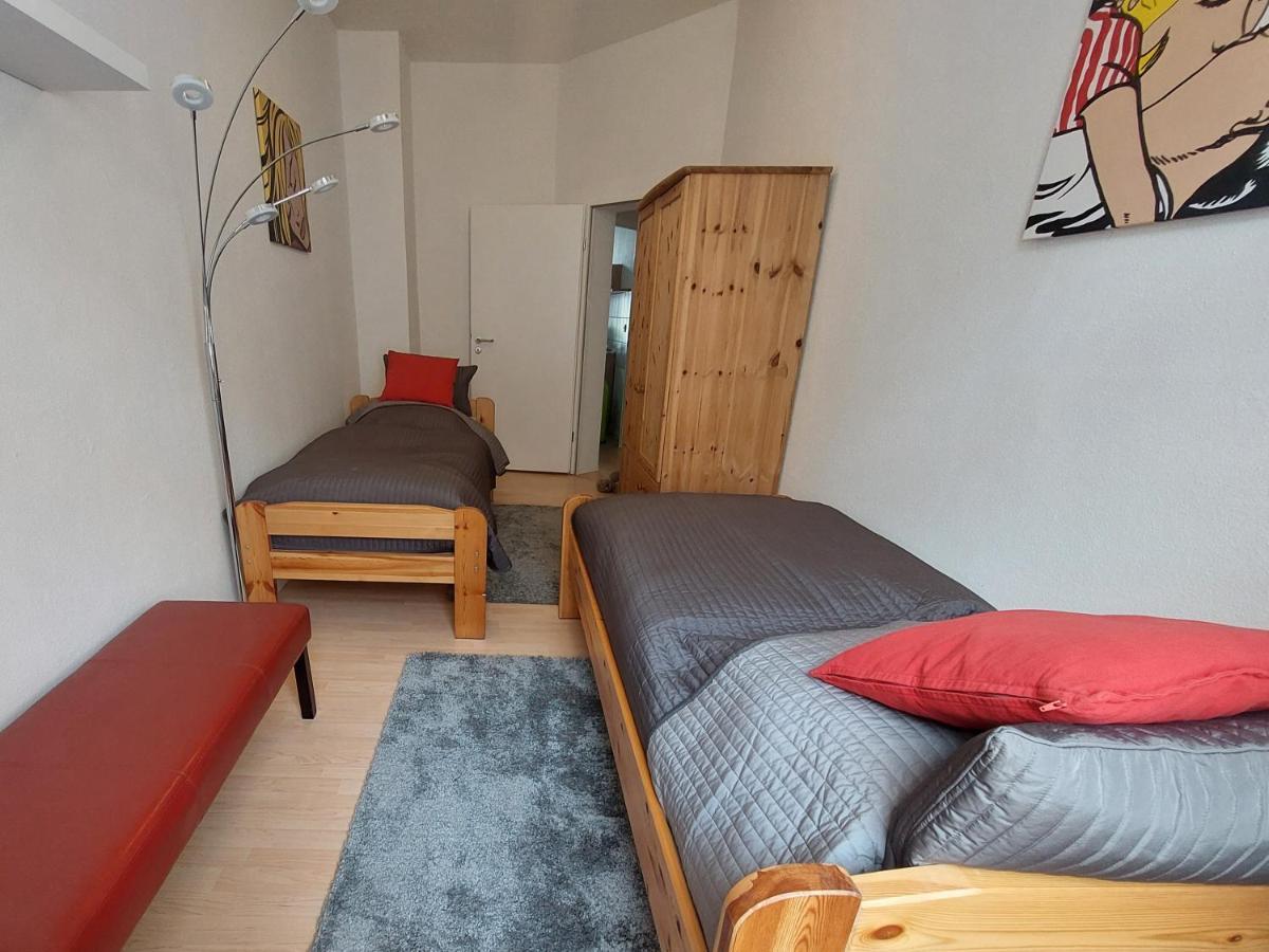 Schoene Zwei-Zimmer-Wohnung "W2" Mit 4 Einzelbetten Und Wlan In Zwenkau Bei Leipzig Im Neuseenland Εξωτερικό φωτογραφία
