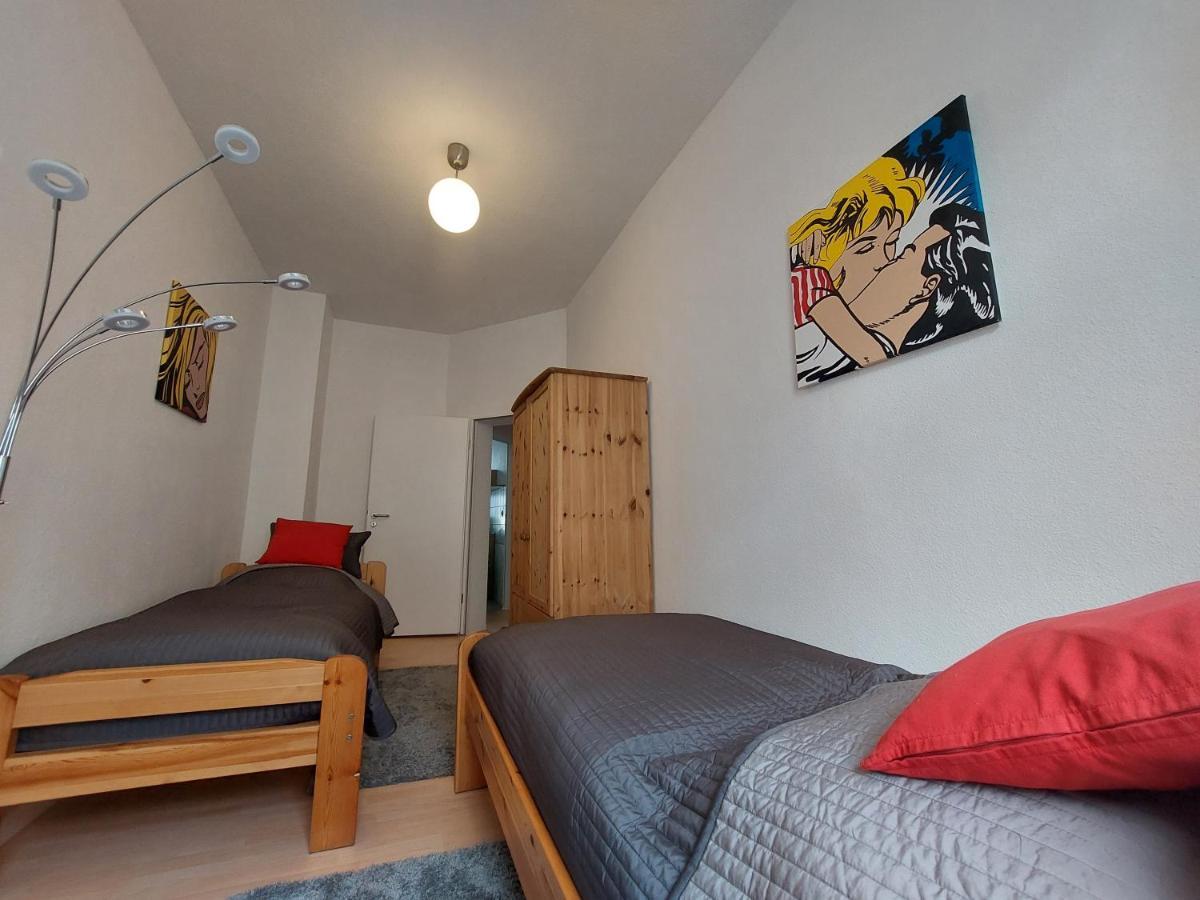 Schoene Zwei-Zimmer-Wohnung "W2" Mit 4 Einzelbetten Und Wlan In Zwenkau Bei Leipzig Im Neuseenland Εξωτερικό φωτογραφία