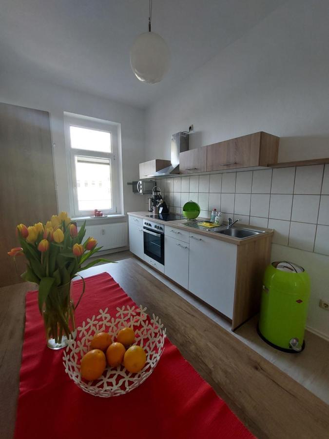 Schoene Zwei-Zimmer-Wohnung "W2" Mit 4 Einzelbetten Und Wlan In Zwenkau Bei Leipzig Im Neuseenland Εξωτερικό φωτογραφία